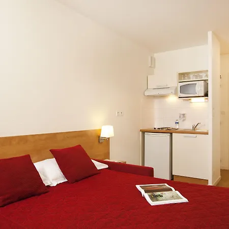 Sejours & Affaires Rennes Villa Camilla-2